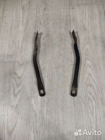 Renault Sandero 1 кронштейн подрамника