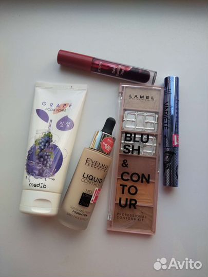 Набор косметики пакетом