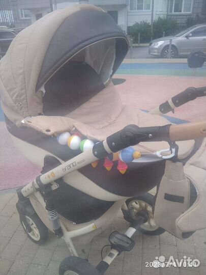 Прогулочная коляска