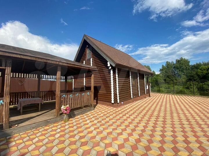 Коттедж 190 м² на участке 20 сот.