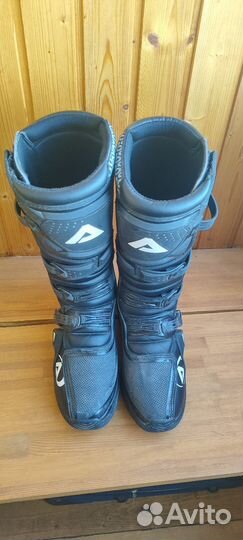 Мотоботы Ataki MX-001