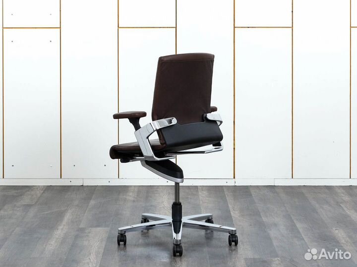 Офисное кресло в кабинет руководителя Wilkhahn ON