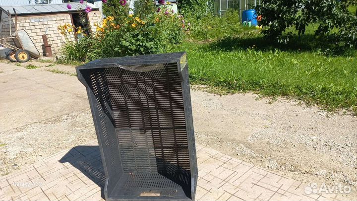 Ящики под ягоды