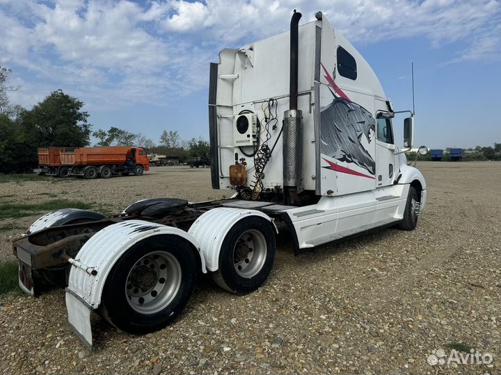 Freightliner Columbia, 2003