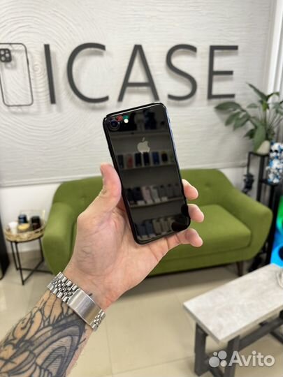 iPhone 7, 32 ГБ