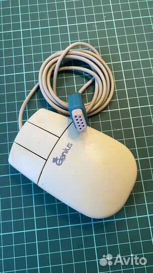 Клавиатура и 7 мышек