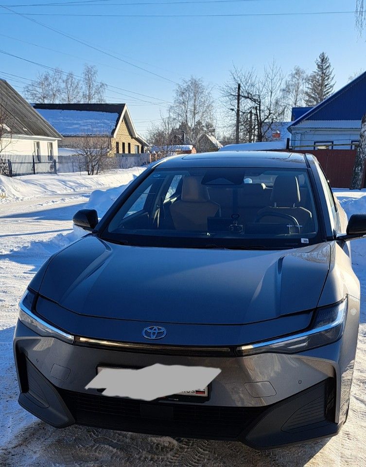 Toyota bZ3: фото из отзыва