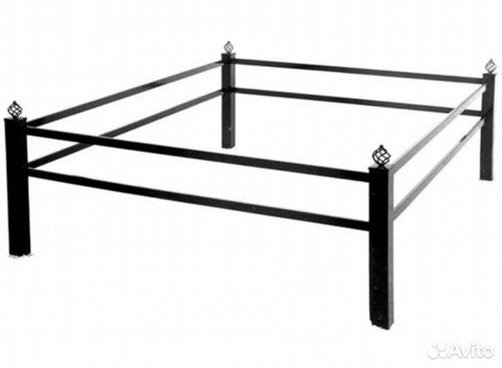 Ограды на кладбище