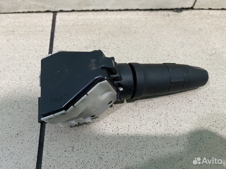 Переключатель поворотников Nissan tiida C11