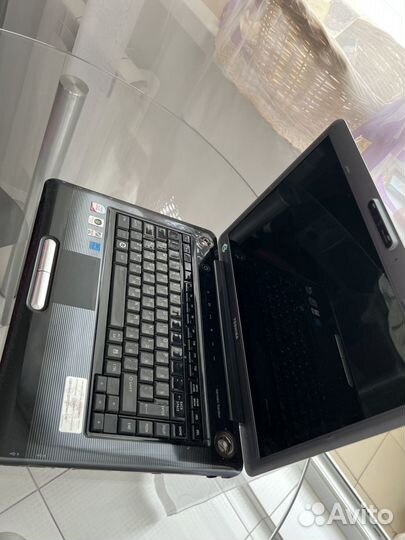 Ноутбук Toshiba