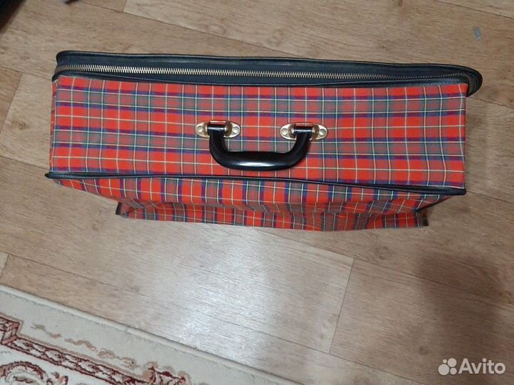 Чемодан винтажный