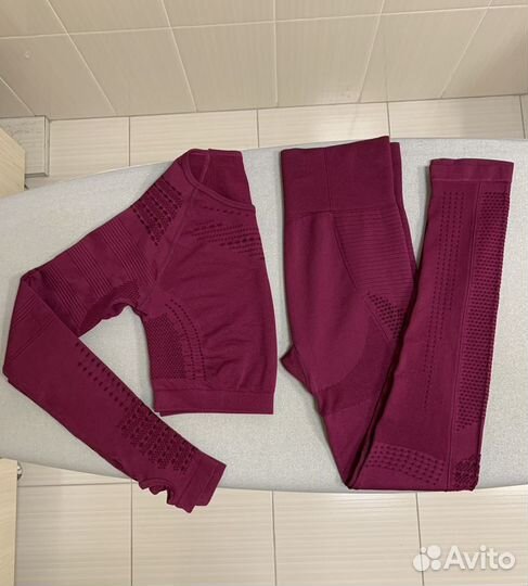 Костюм для фитнеса