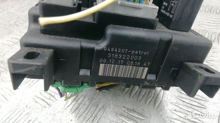 Блок предохранителей Volvo S80