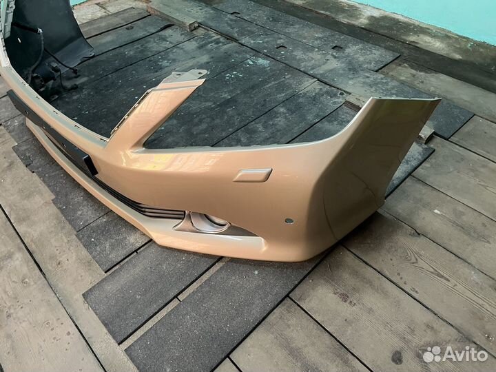 Бампер передний toyota camry 50,решетка радиатора