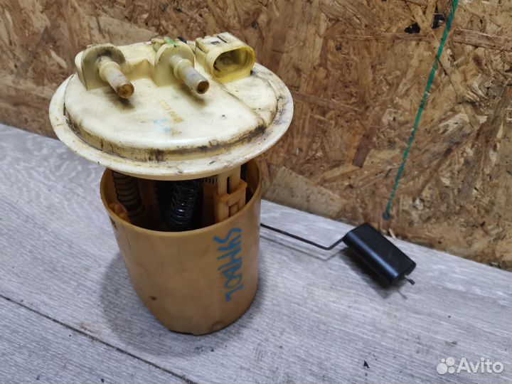 Топливный насос Renault Symbol