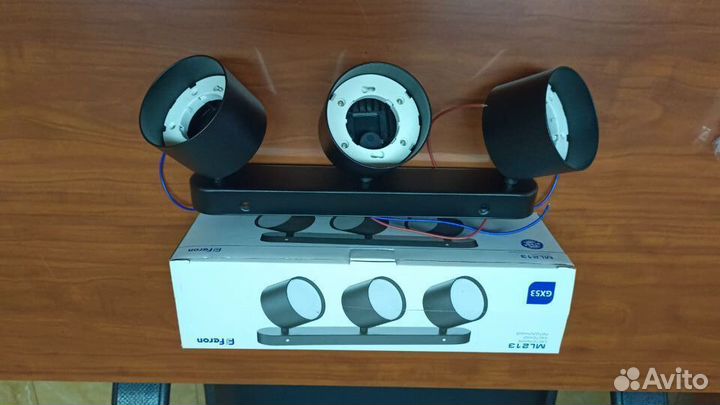 Светильник ML213 накладной под лампу 3*GX53 41479