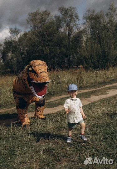 Оригинальное поздравление, фотосессия с дино