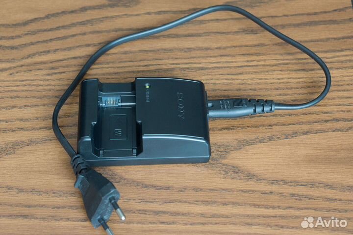 Зарядное устройство Sony BC-VW1 для FW50, оригинал