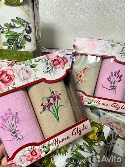 Полотенца подарочные