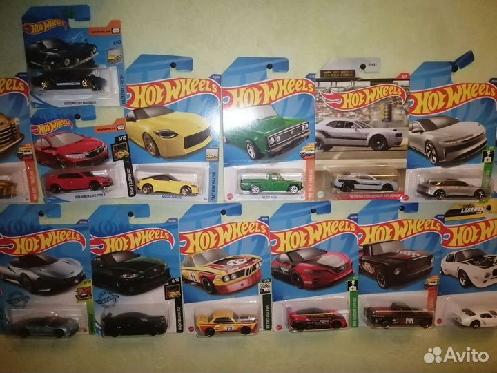 Hot wheels машинки новые