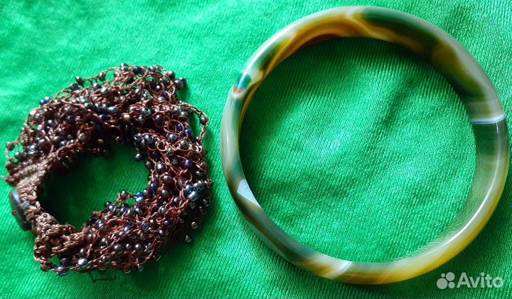 Браслет связанный с бисером.ручная работа