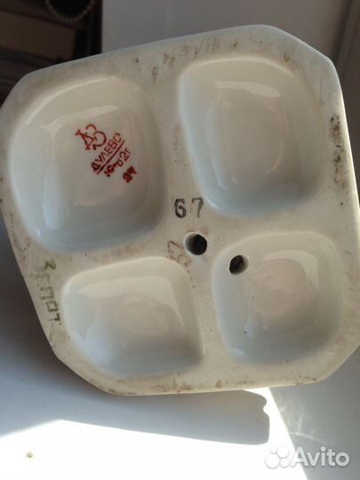 Фарфоровая статуэтка Маленькая хозяйка Дулево