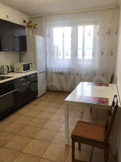 2-к. квартира, 60 м², 6/16 эт.