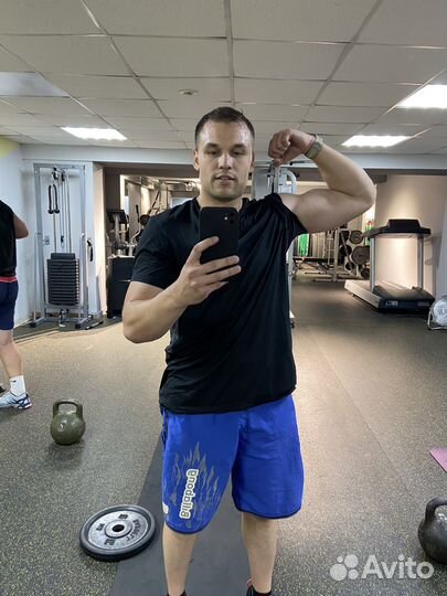 Тренер по фитнесу