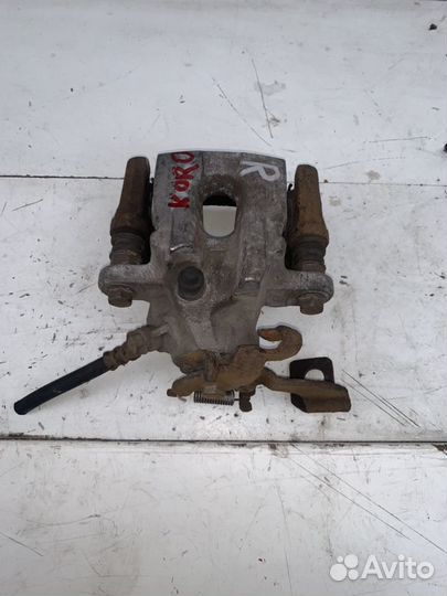 Суппорт R Tokico Toyota Corolla Королла