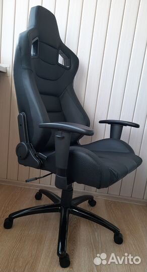 Компьютерное кресло полуковш