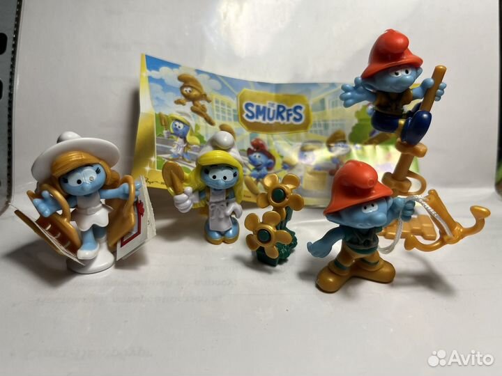 Игрушки Киндер смурфики