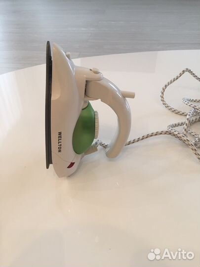 Продам дорожный утюг