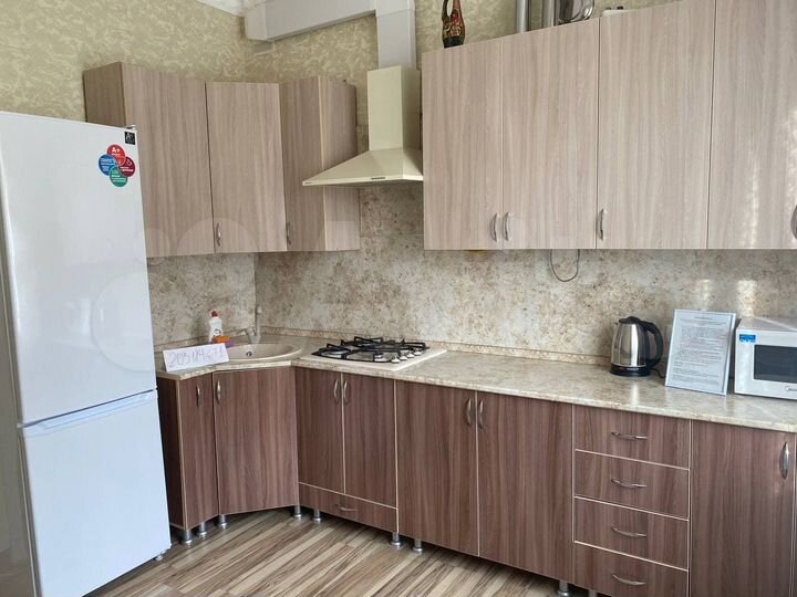 1-к. квартира, 42 м², 8/9 эт.