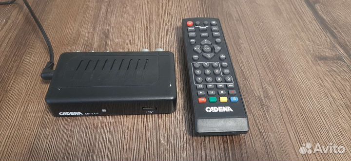 Тв-тюнер Cadena CDT-1712 и Антена