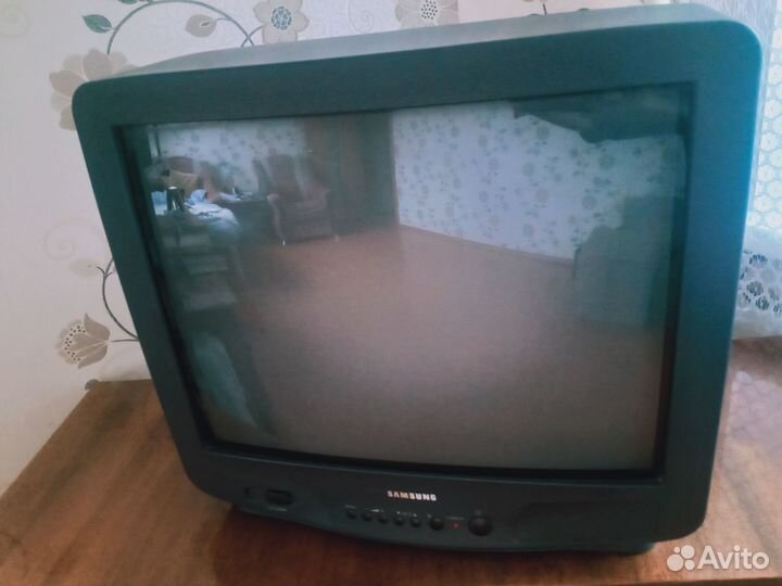 Телевизор samsung