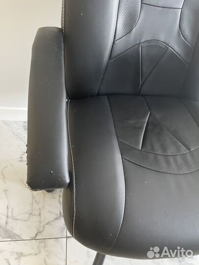 Компьютерное кресло