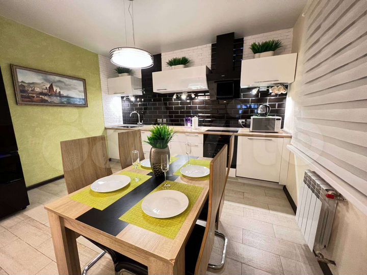 3-к. квартира, 80 м², 7/10 эт.