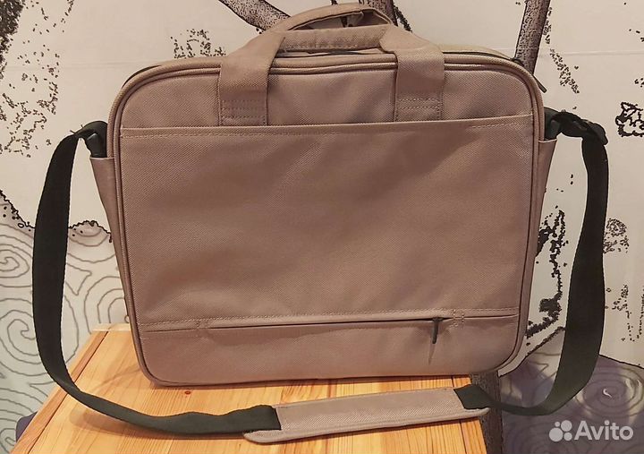 Новая сумка под ноутбук Tucano Prima