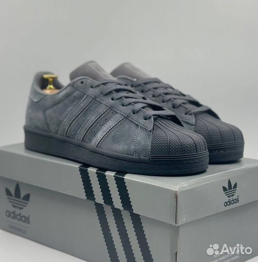 Adidas superstar