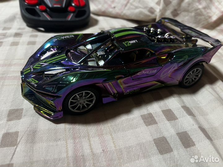 Машинка на пульте управления для ребенка