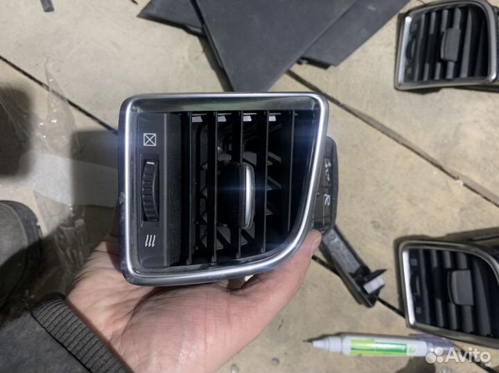 Воздуховод печки правый Мазда 6 gj