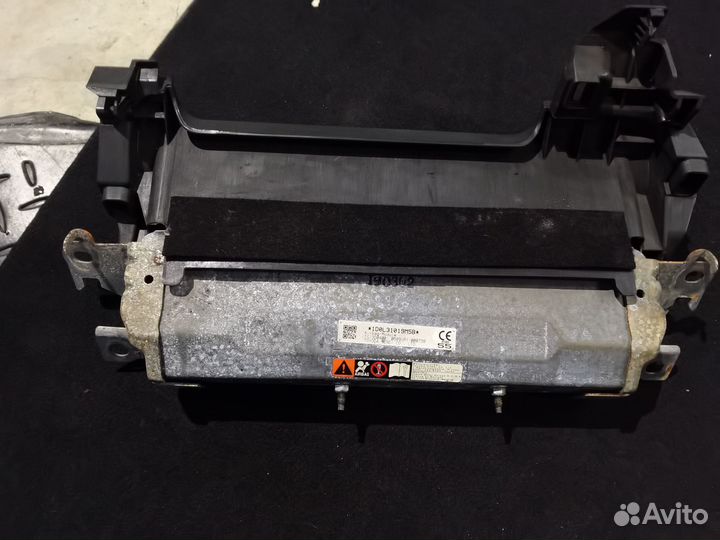 Подушка безопасности нижняя левая Lexus ES 7 19 г