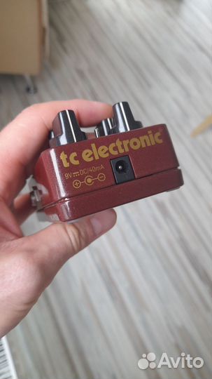 TC Electronic MojoMojo Overdrive педаль перегруза