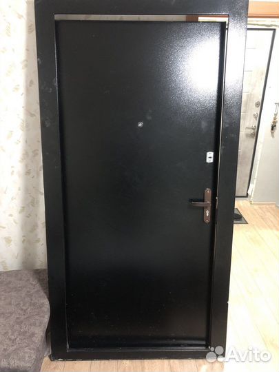 Дверь входная