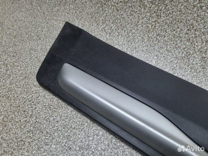 Молдинг двери задний правый Geely Atlas 2.4 4G24