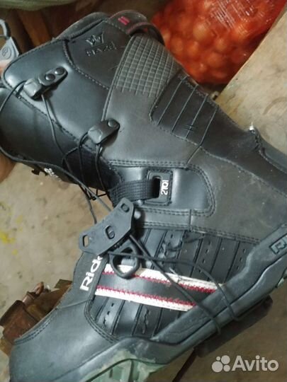 Сноуборд с креплениями