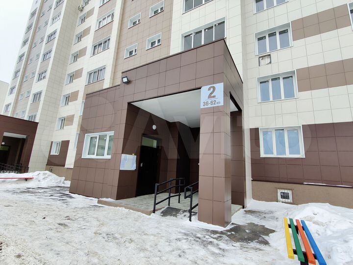 3-к. квартира, 85 м², 1/9 эт.