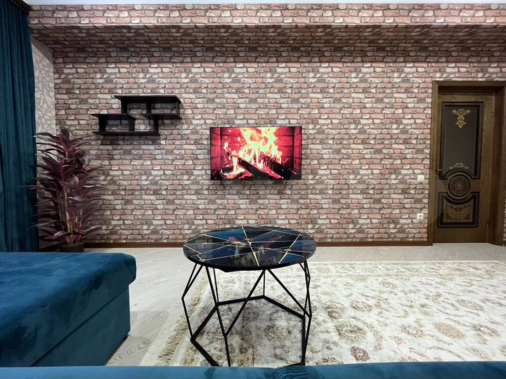 2-к. квартира, 72 м², 2/5 эт.