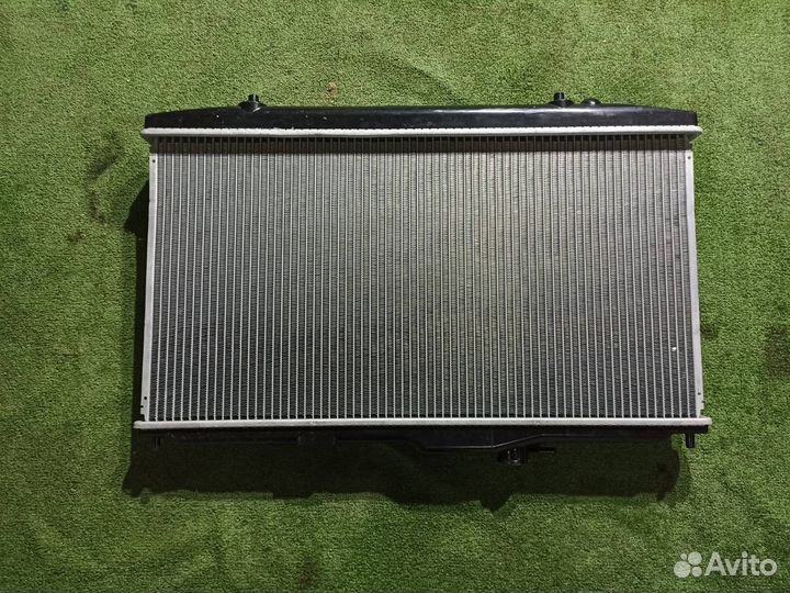 Радиатор охлаждения двигателя Honda Accord 6