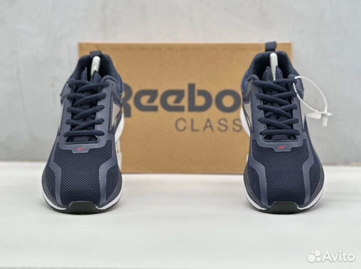 Кроссовки Reebok летние